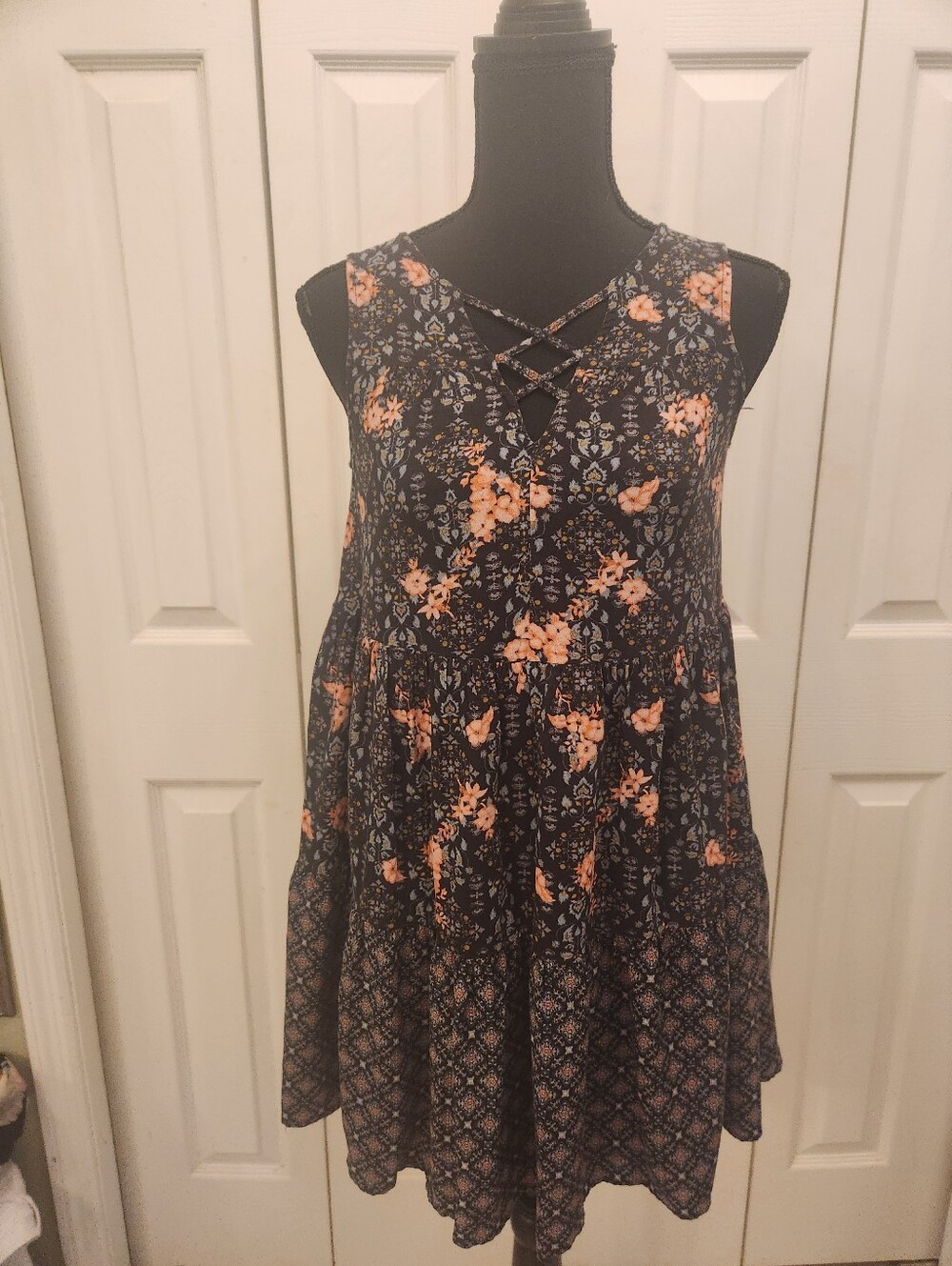 Rewind Black Floral Crisscross Sleeveless Tiered  Swing Dress